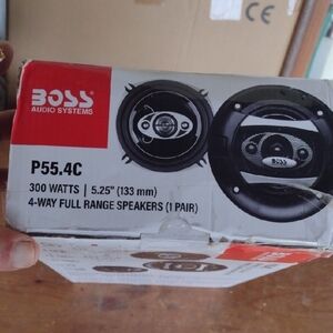 Black 4-Way Full Range 300W Speakers NWT
